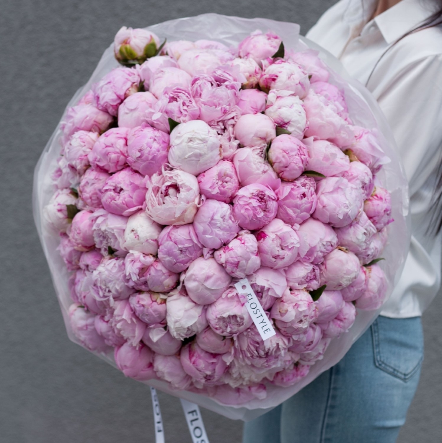 ogromnyj buket pionov 101 pion 13